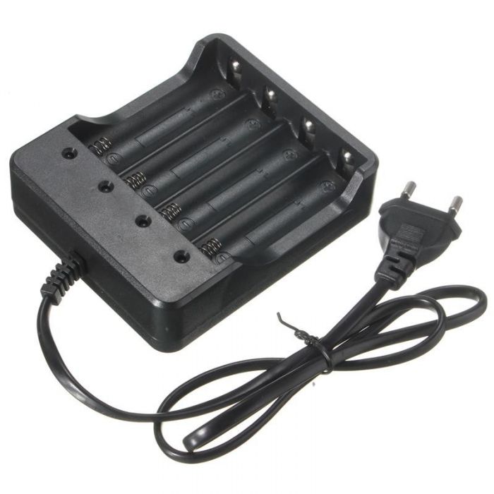 4 Slots Battery Charger with Short Circuit Protection For 18650 Lithium-ion Batt 